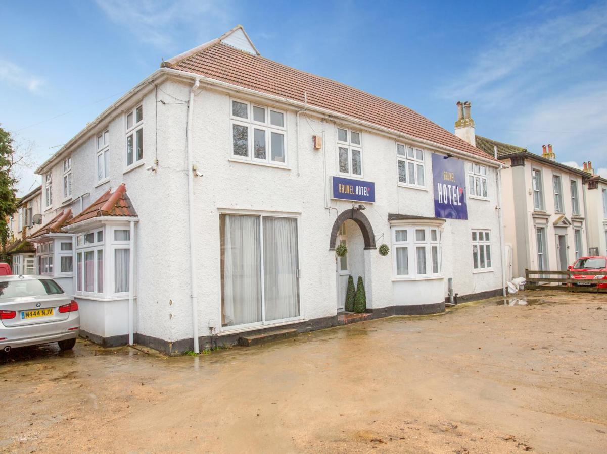 Oyo Brunel Hotel アクスブリッジ エクステリア 写真