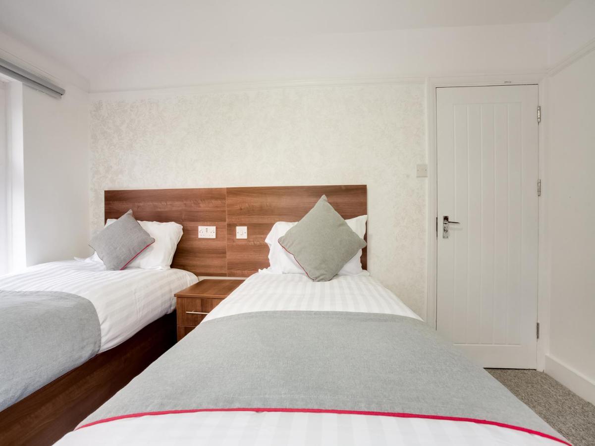 Oyo Brunel Hotel アクスブリッジ エクステリア 写真
